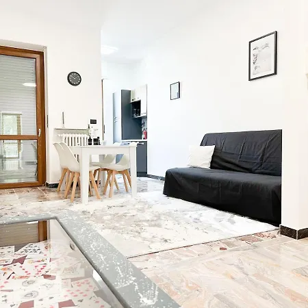 Apartamento Artistica A Nord Stadium & Hospital *