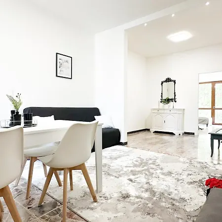 Artistica A Nord Stadium & Hospital * Torino