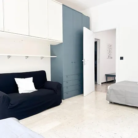 Artistica A Nord Stadium & Hospital Apartamento